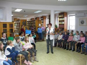 Kisiskolások hagyományos téli játszóháza 2019 - 1.nap